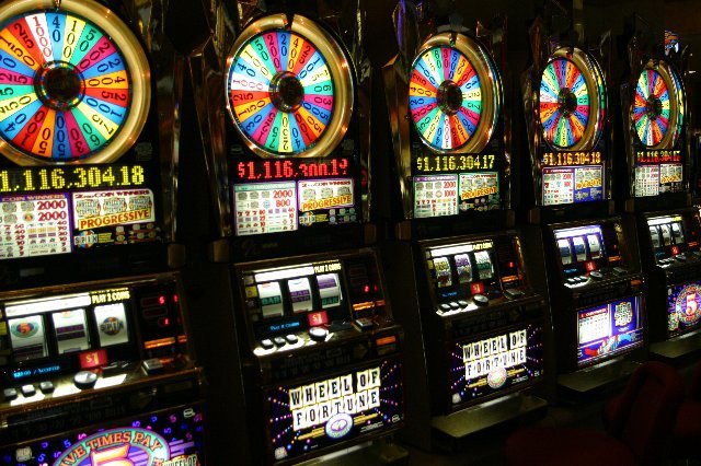Стартовый гемблинг на бездепозитный бонус в игровых автоматах: лучшие предложения от казино на сайте Gogambling Украина