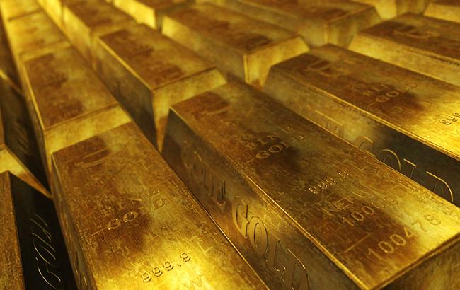 НБУ повысил курс золота до 383,74 тыс. гривен за 10 унций