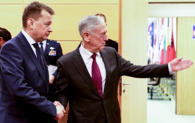 Министры обороны США и Польши обсудили сдерживание 