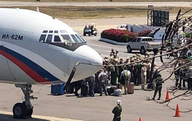 В Венесуэлу прибыли российские военные самолеты