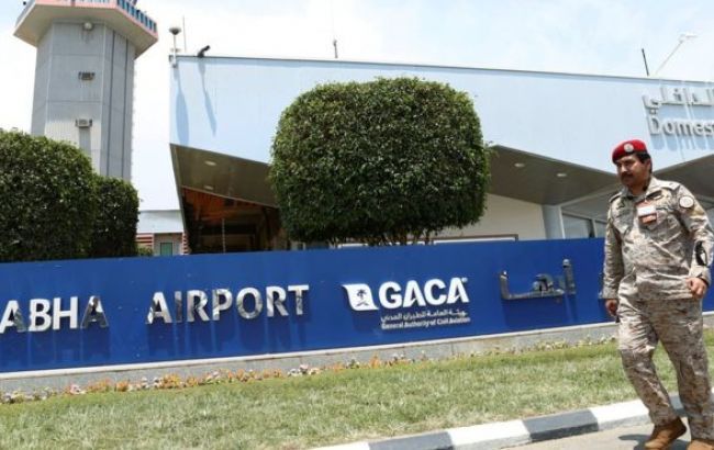 В Саудовской Аравии при обстреле аэропорта погиб человек