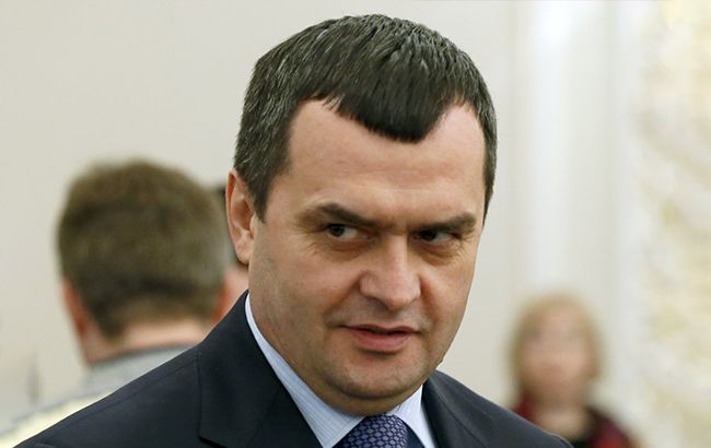 Печерский суд заочно арестовал экс-главу МВД Захарченко