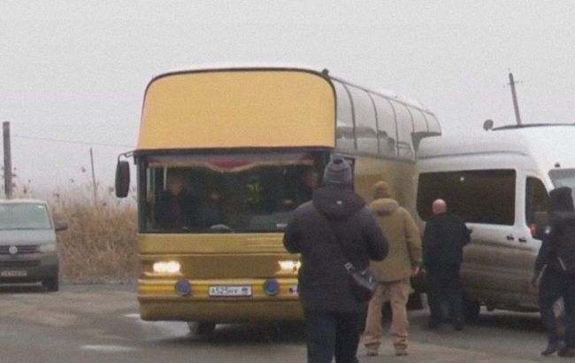 При обмене пленными между Украиной и ОРДЛО произошло ДТП