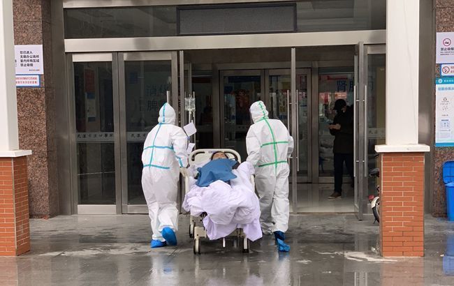 В Италии за сутки от коронавируса умерли почти тысяча человек
