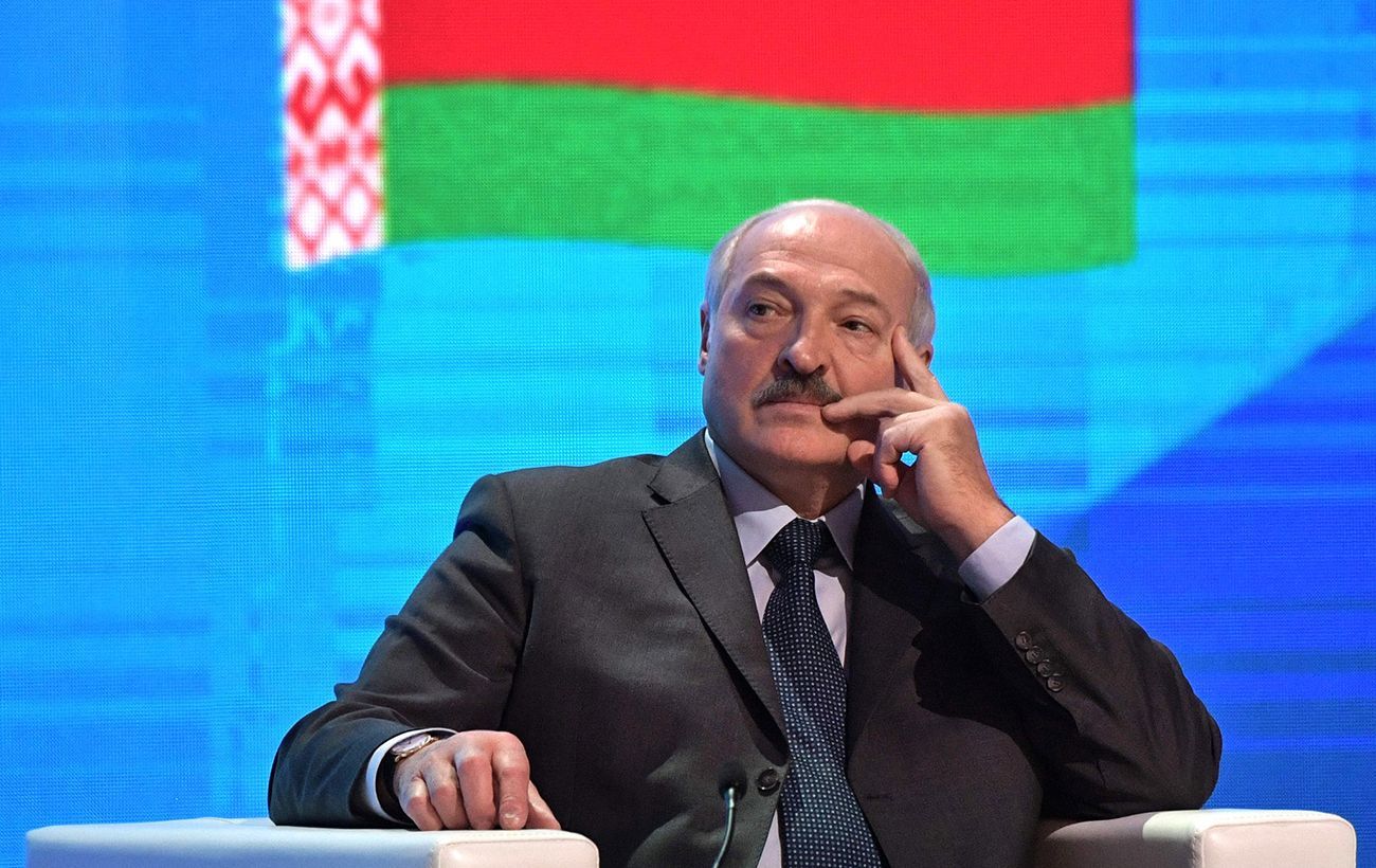 Лукашенко привел войска в полную боевую готовность из-за 