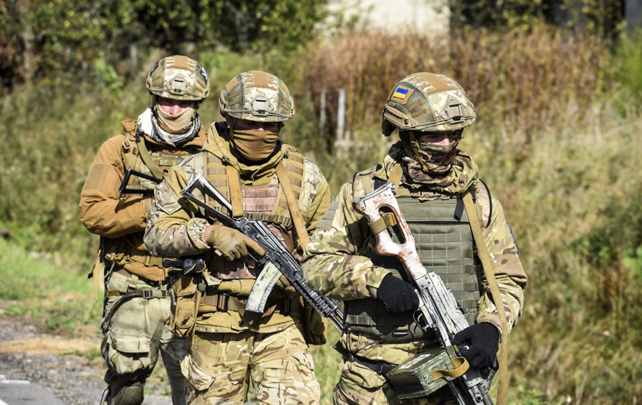 Боевики на Донбассе стреляли возле Авдеевки, Шумов и Водяного