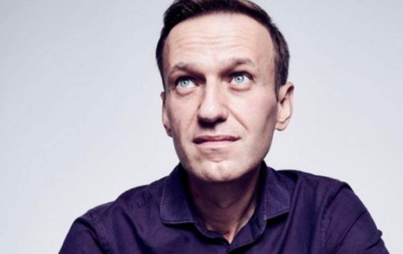 Навального отправили в тюрьму, поставляющую силовикам трусы
