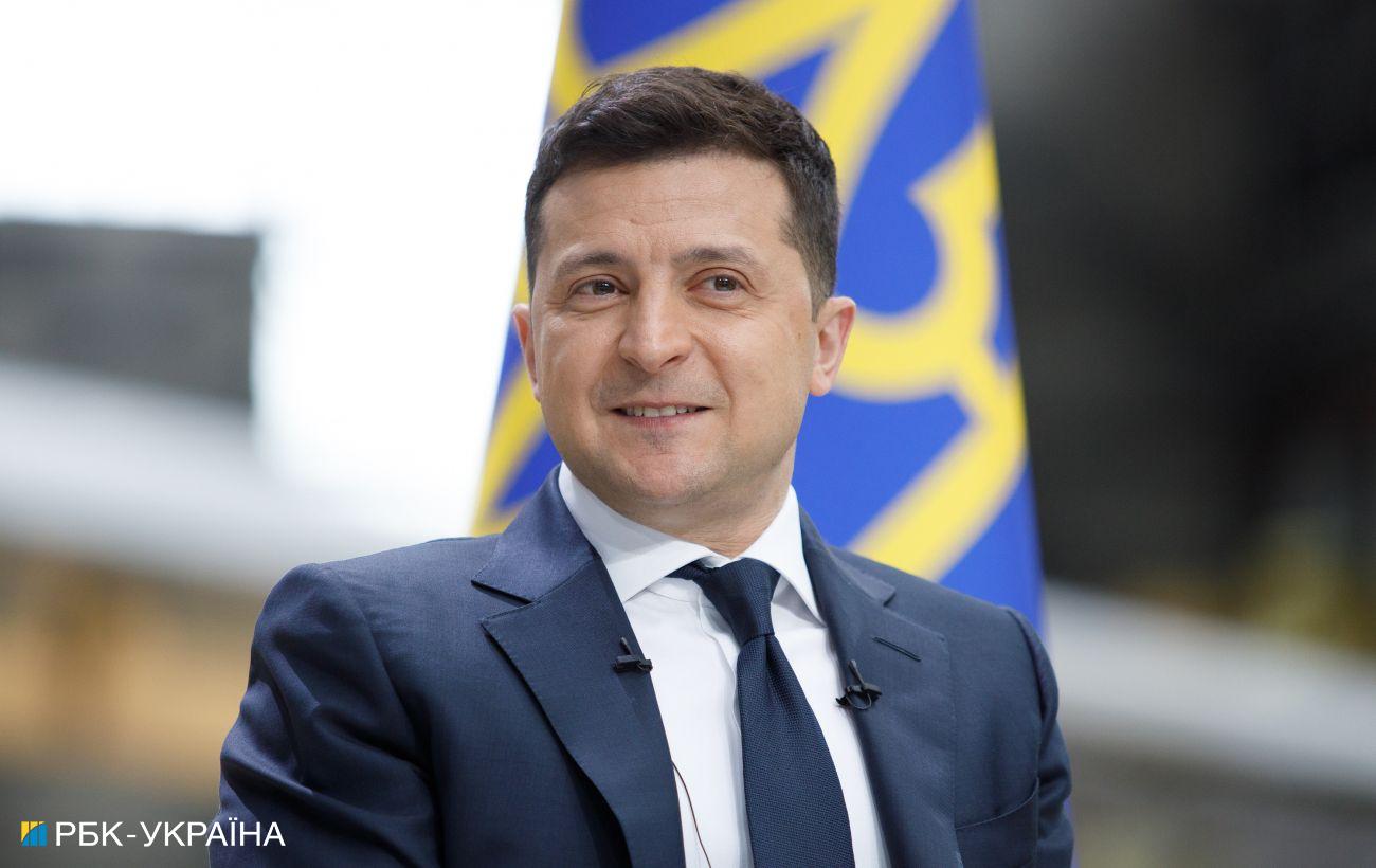 Деятельность Зеленского на посту президента одобряют почти 30% украинцев