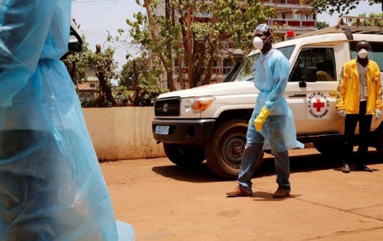 В Гвинее первый случай смерти от неизлечимой лихорадки: что произошло