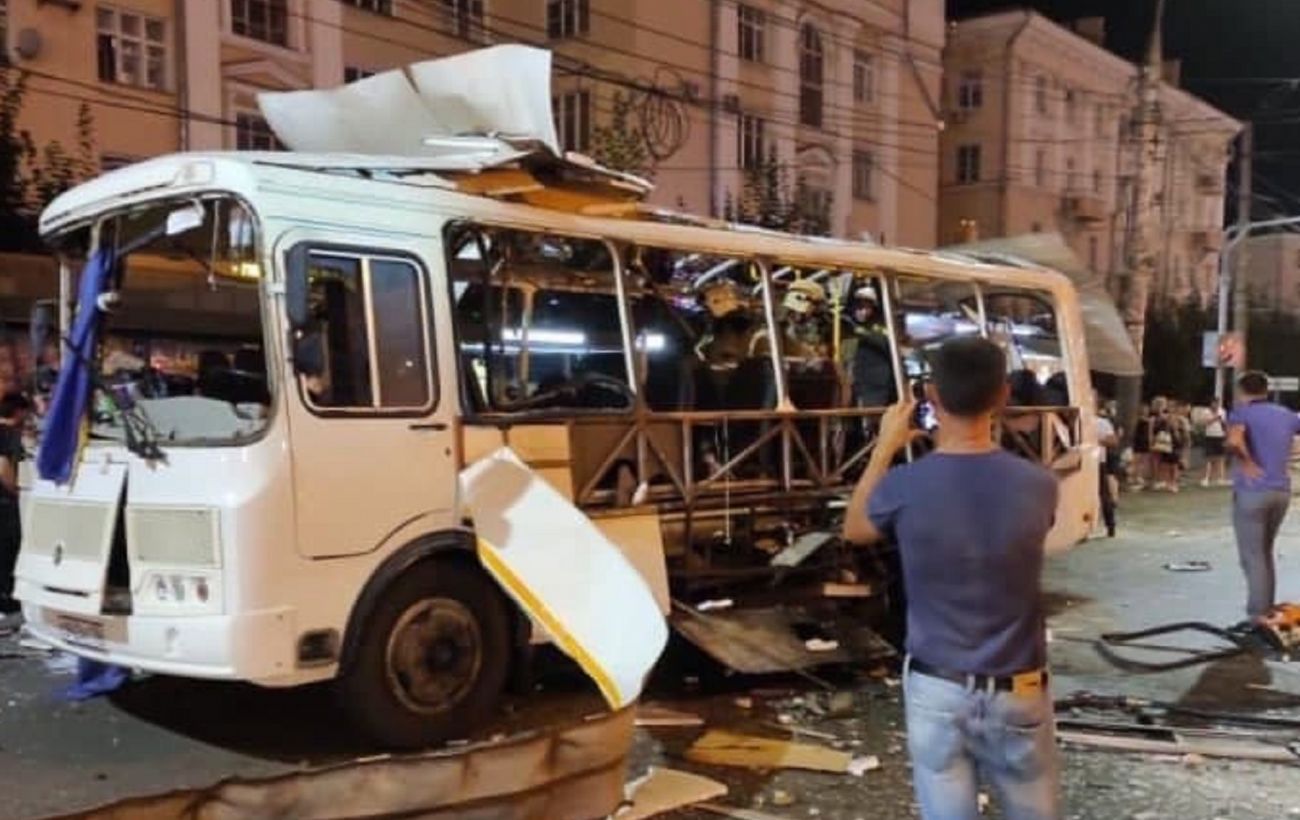 В России взорвался пассажирский автобус, пострадало более 10 человек