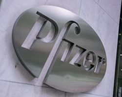 Канада одобрила применение таблетки против коронавируса от Pfizer