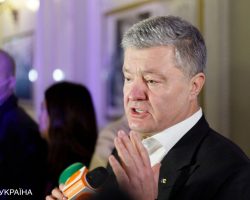 Политическое давление на Порошенко играет в пользу страны-агрессора, - IDU