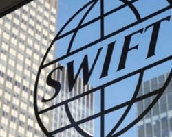 В ЕС запросили у банков план на случай отключения России от SWIFT