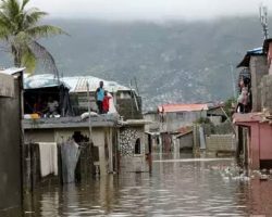 В результате наводнения на Гаити погибли 6 человек